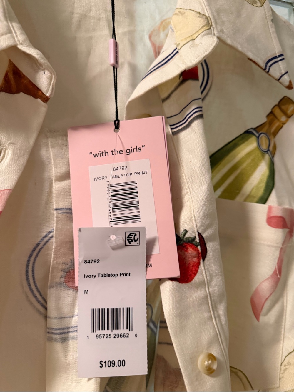 Avec Les Filles Cropped Cream Tabletop Printed Button-Up - Picture 3 of 4